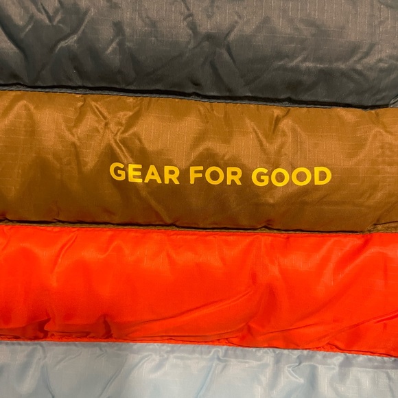 Cotopaxi Fuego Down Vest NWT Men’s M Deep Ocean Stripes Retro Look Gear for Good - Picture 6 of 6